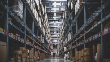 Why choose our warehousing service?